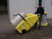 供应ENPAC油桶搬运和分装两用车，油桶搬运车，油桶车，油桶手推车
