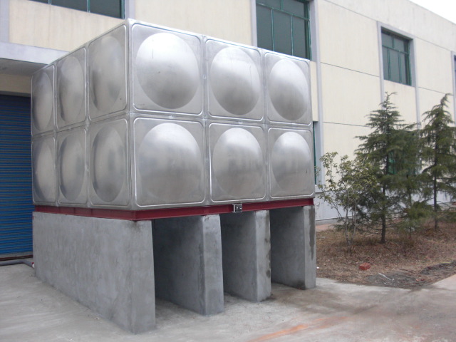 供应保温水箱常州不锈钢水箱