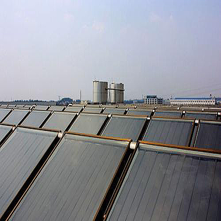供应阳台分体、壁挂式、屋顶镶嵌式平板太阳能热水器