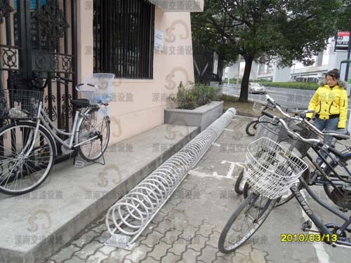 供应旋涡型自行车架、广场自行车架