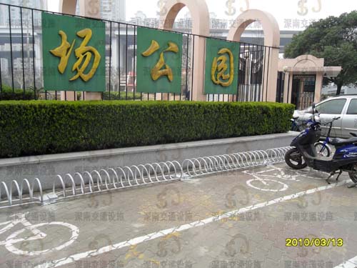 供应深圳自行车架、摩的摆放管理架、自行车架厂家