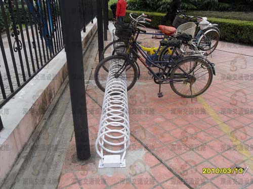 供应上海体育局自行车架、亚洲自行车停放架