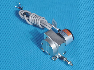 供应磁致伸缩液位传感器、油位/水位计、磁感应液位传感器