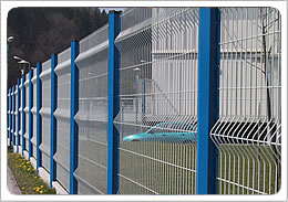 供应浸塑护栏网 浸塑框架护栏网