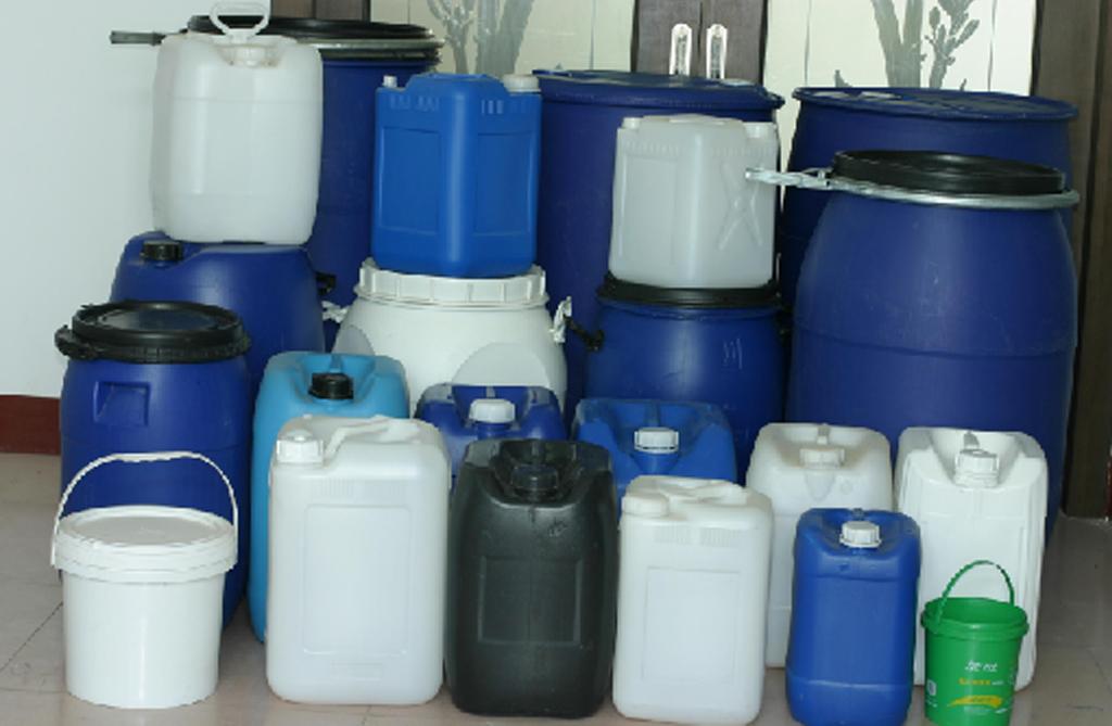 供应食品塑料桶，化工塑料桶，出口塑料桶