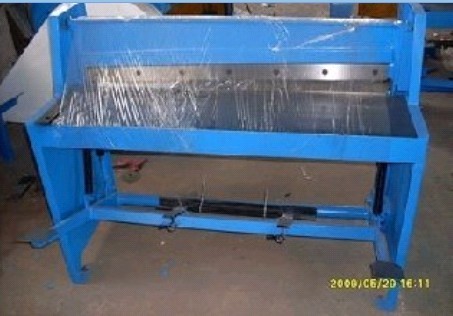 供应江阴1米脚踏式剪板机/江阴小型电动剪板机厂家