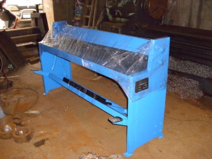 供应常州1米小型剪板机/常州脚踏式裁板机厂家