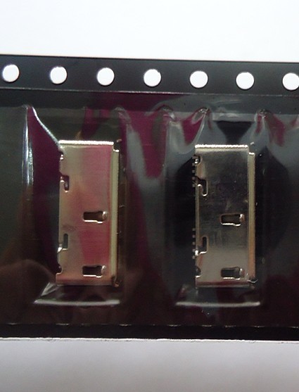 供应MICRO USB 3.0母头DIP脚长0.9MM