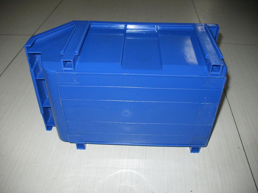 供应安微芜湖塑料物流箱蓝色带盖塑料周转箱上海塑料零件盒箱塑料箱