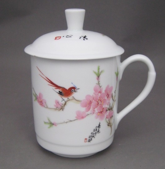 景德镇茶杯 定做年终礼品，年会陶瓷礼品茶杯，会议活动礼品陶瓷茶杯