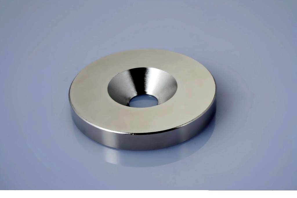 供应强磁磁铁 强磁钕铁硼 磁性制品 不规则磁铁 异形磁铁磁钢