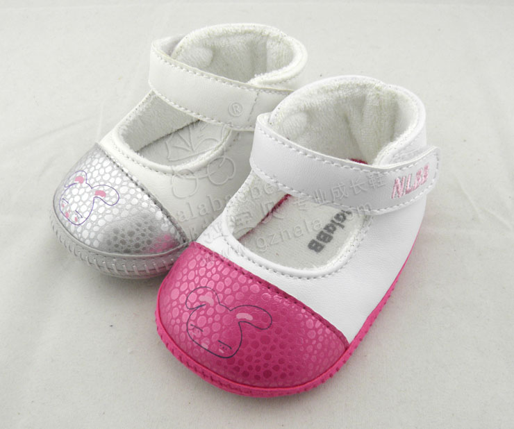 供应娜拉宝贝品牌童鞋 2012秋款隆重上市了