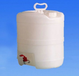 厂家供应19L塑料桶19L带水嘴水龙头塑料桶19L油桶19L食品桶19L酒桶