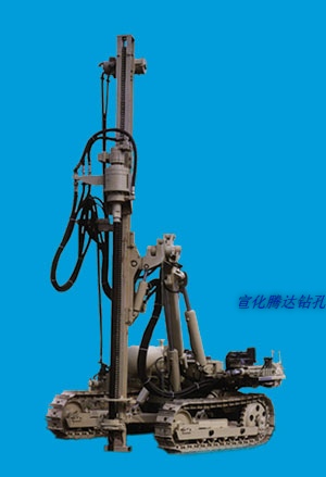 供应潜孔钻机液压履带式CM351