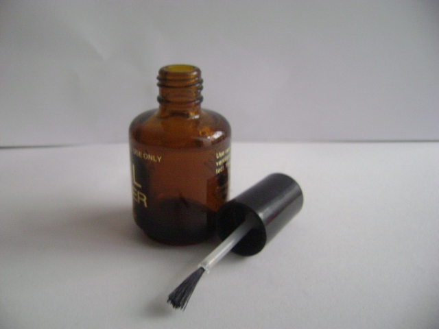 15ml棕色指甲油瓶配黑色盖和毛刷15毫升棕色指甲油瓶烫金工艺