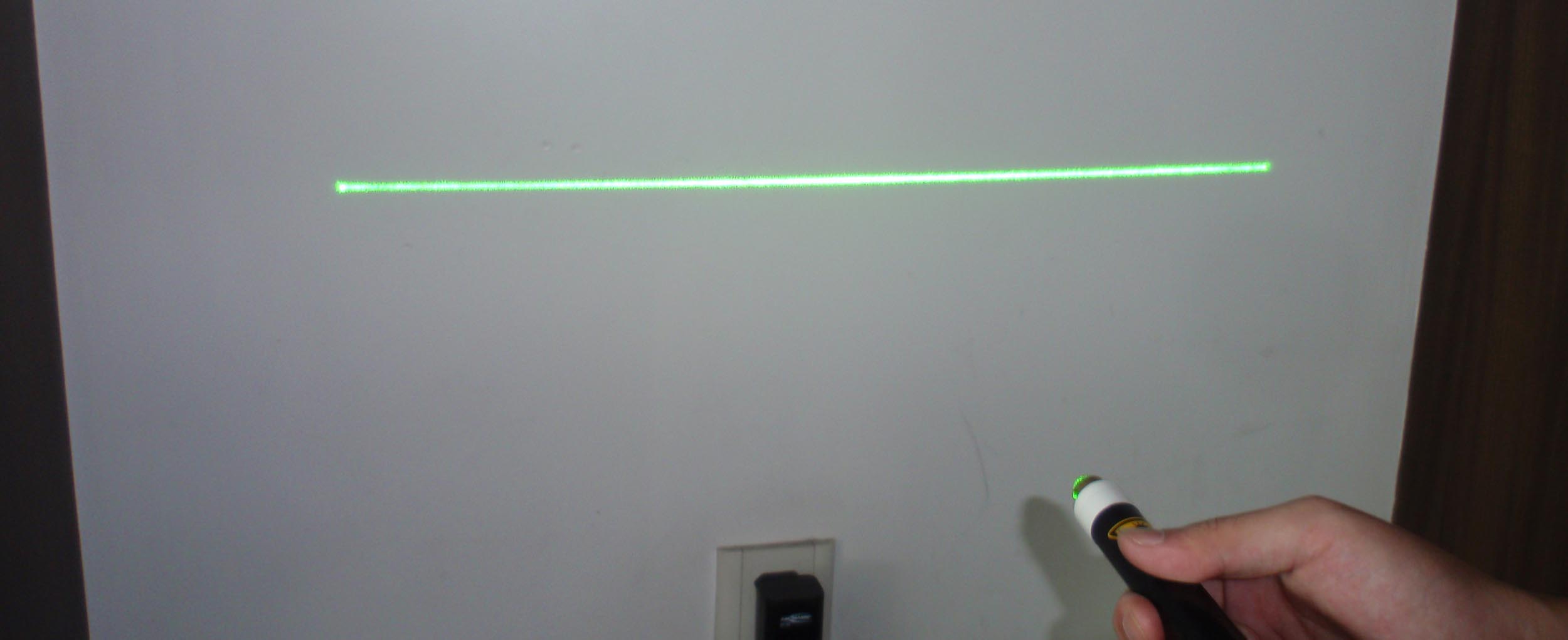 供应红光/绿光光强均布线状激光器