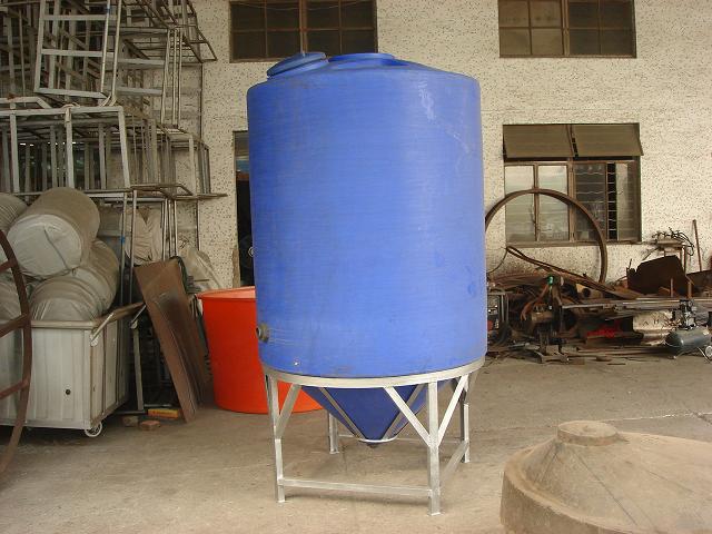供应塑料水箱，PE锥底水箱，聚乙烯锥底水塔