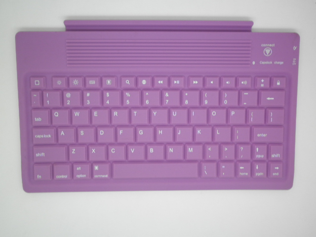 供应平板电脑硅胶蓝牙键盘，ipad.三星硅胶键盘，较新款硅胶蓝牙键盘套