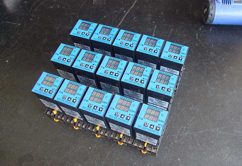 供应KQZ19-2U1X5 KQZ19-2U1X5单相电压表