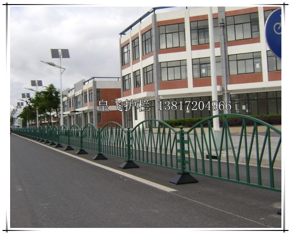 供应上海护栏厂家_上海PVC护栏|pVc别墅护栏,花坛pvc护栏,绿化护栏,PVC园林护栏、草坪护栏批发
