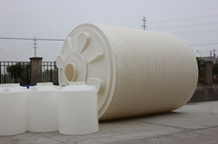 重庆10吨塑料储罐 20吨塑料储罐 30吨塑料储罐厂家直销