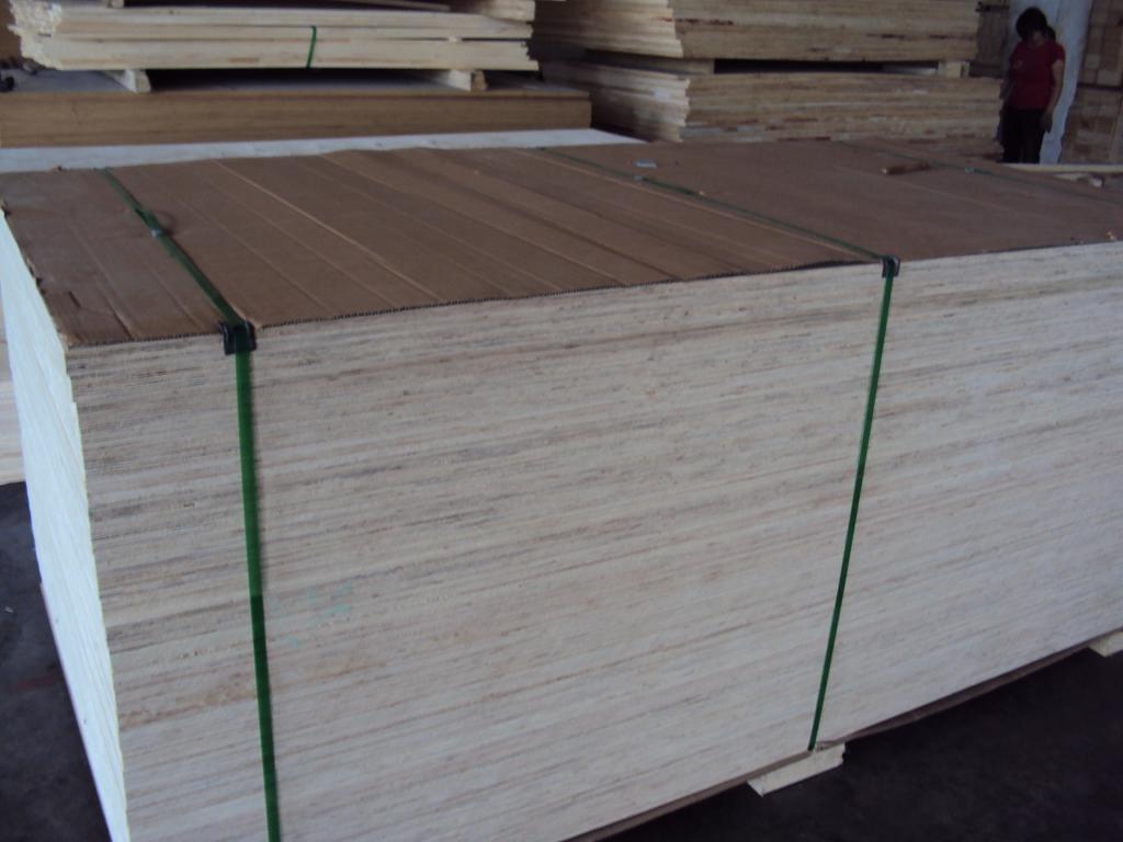 供应异形板高档胶合板，家具板，建筑模板，包装板