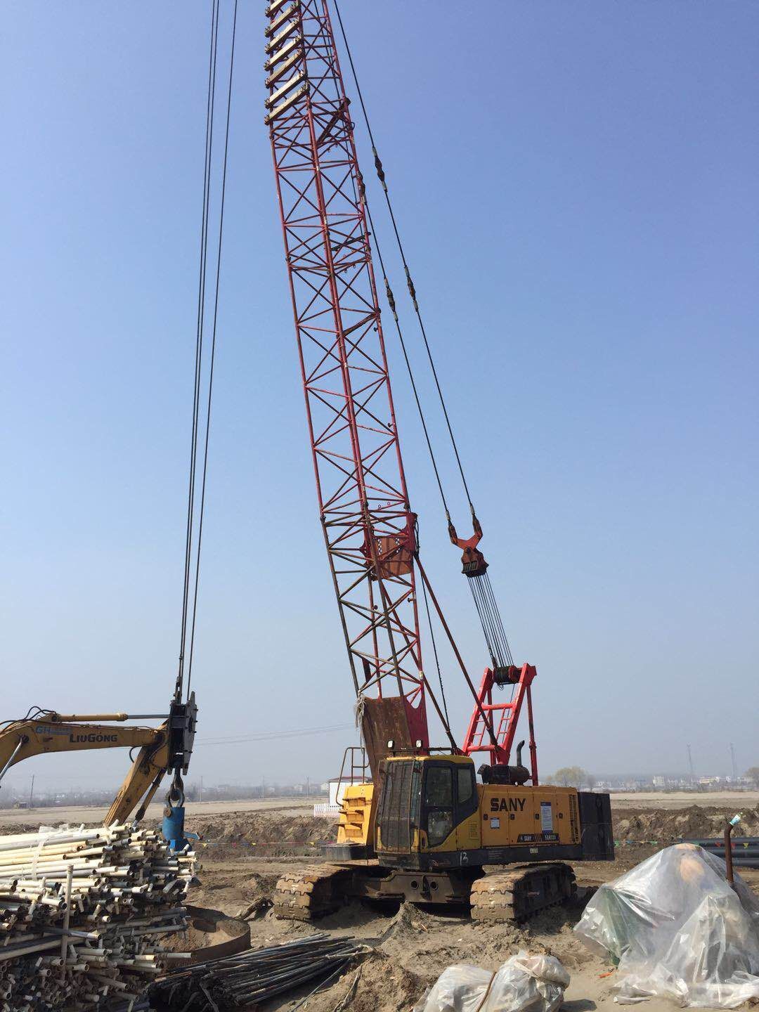 供应抚挖QUY80A履带吊 车在上海 吊装车