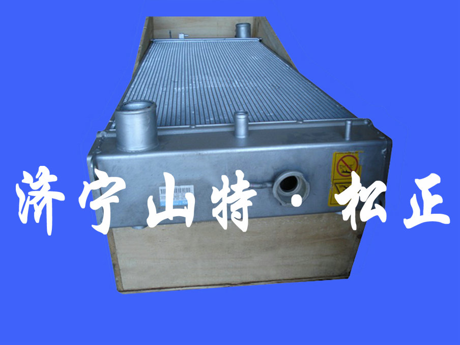 供应小松原厂配件PC400-7水箱总成、小松挖掘机配件
