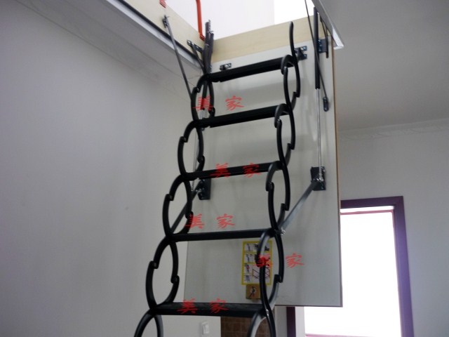 阁楼楼梯设计，美家阁楼伸缩楼梯的优点