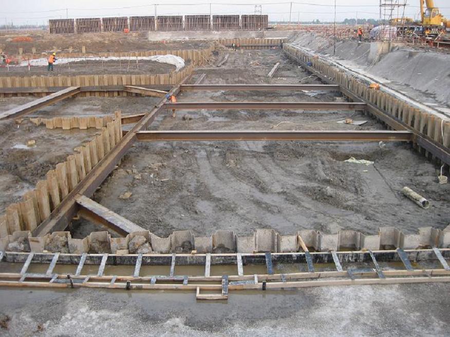 供应上海拉森桩钢板桩租赁、施工