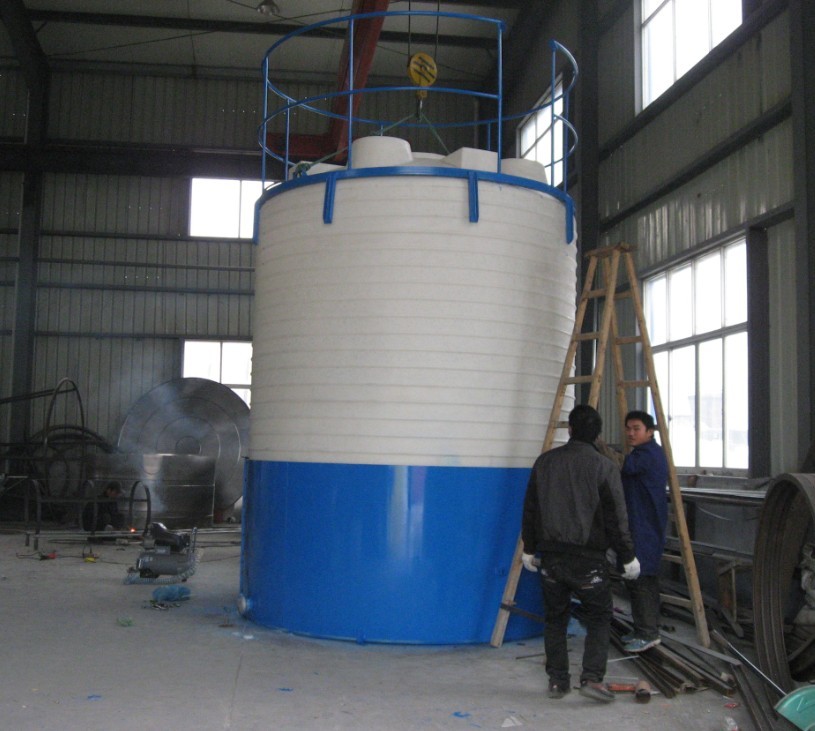 供应4吨PE水箱/PT-4000L塑料储水塔