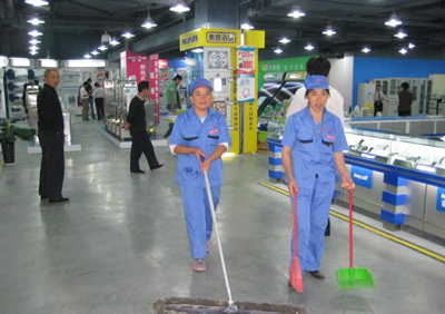 广州越秀区写字楼保洁阿姨保洁员外包公司长期驻场打扫保洁员