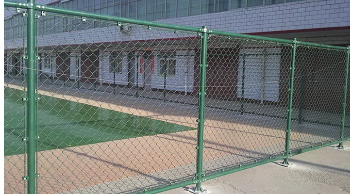 足球场墨绿色镀锌钢丝金属网 网球场4米高隔离网