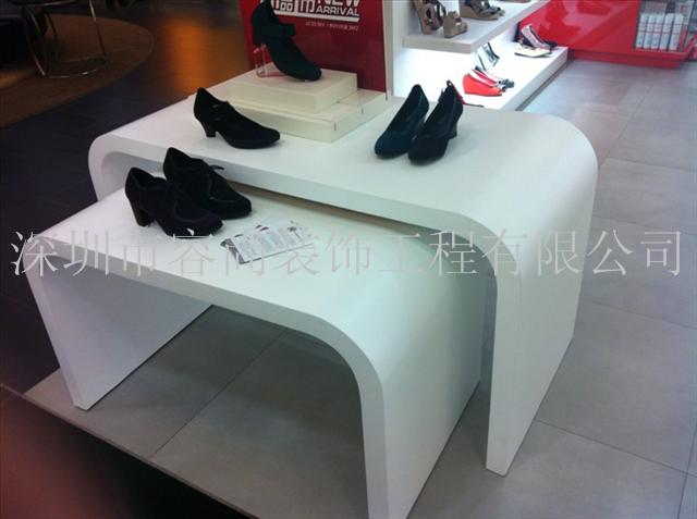 供应鞋子展示柜深圳较华丽时尚的制造生产商