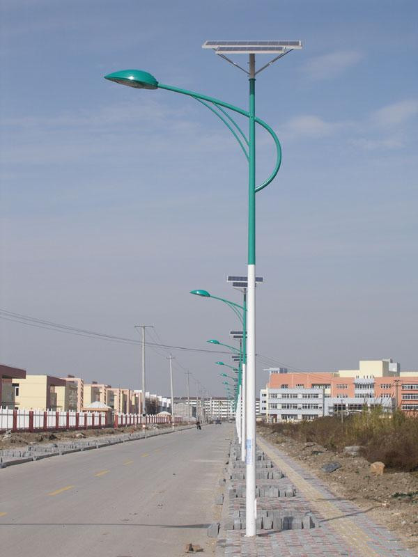 运城路灯工厂 运城6米太阳能道路灯安装价格