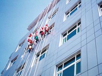 东莞市铝塑外墙清洗公司-专业承接外墙清洗工程