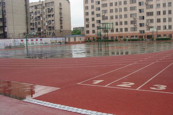 扬州 丹阳 塑胶跑道 塑胶篮球场 厂家施工