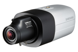 SCB-3003P 高清宽动态日夜型枪式摄像机