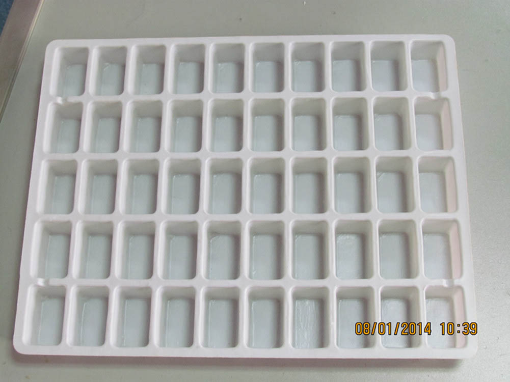 厂家供应PVC乳白色吸塑包装盒，吸塑托盘，塑料盒