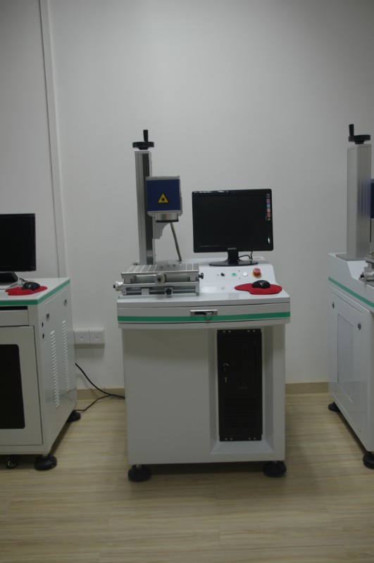 广州科学城20W全新光纤激光打标机低价出售