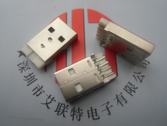 USB A公插座短体焊线式 白胶芯 有脚‖长21.00，19,17,14‖