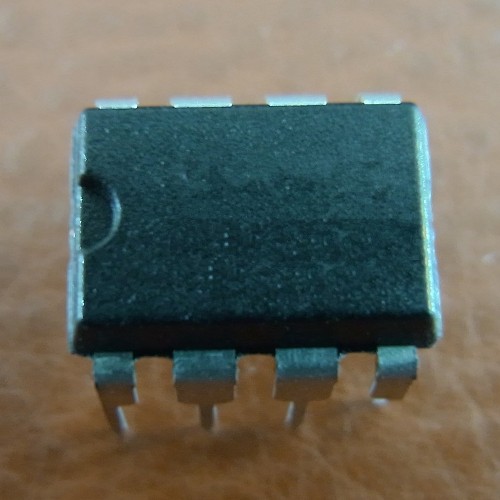 DIP-8封装 15W电源芯片 ME8101