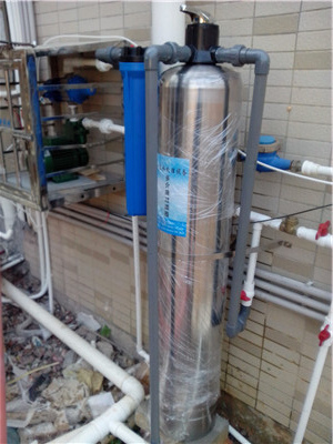 众杰工业软化水处理设备，广州单级软化自动水过滤器
