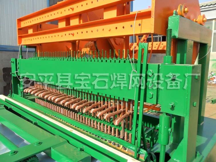 专业制作重型桥梁钢筋网排焊机混凝土钢筋网片排焊机