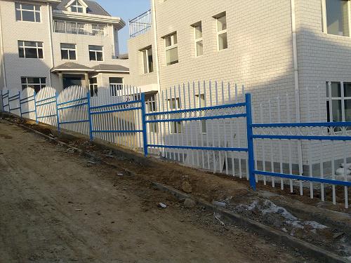 铁艺围墙、护栏网规格、护栏网材质