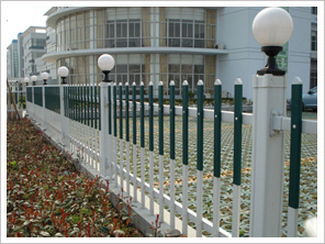 成都护栏厂供应南充厂区塑钢PVC围栏