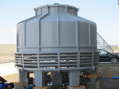 大型啤酒加工厂蒸馏机水循环冷却塔
