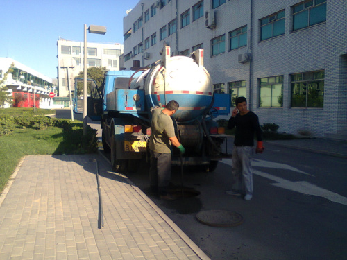 北京雨水管道疏通公司专业疏通清理雨水管道67405161