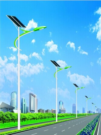 110W太阳能路灯 10米太阳能路灯 30w10米太阳能路灯