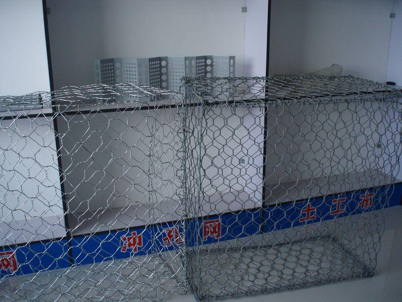 桃心柱围栏网|车间隔离网|厂区隔离网|上海供应商